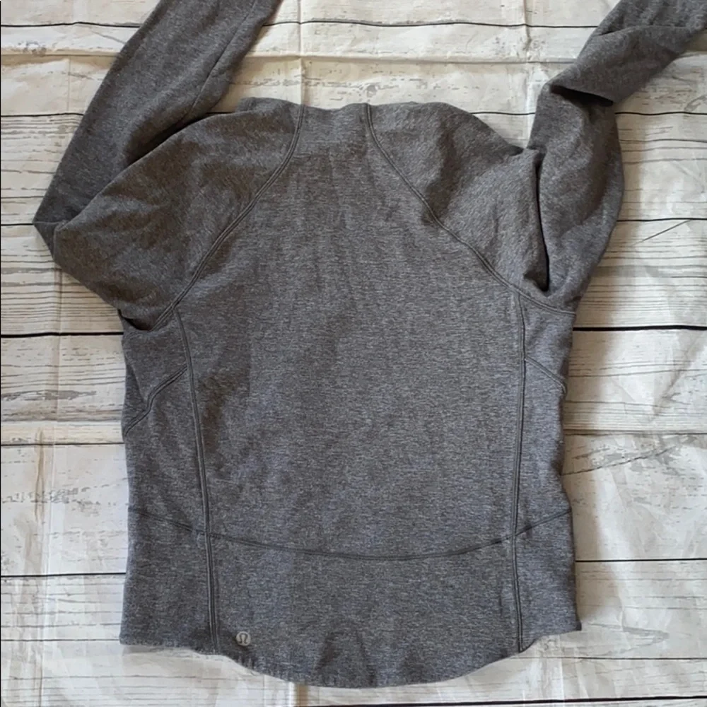 Lululemon Hill And Valley Mock Neck‎